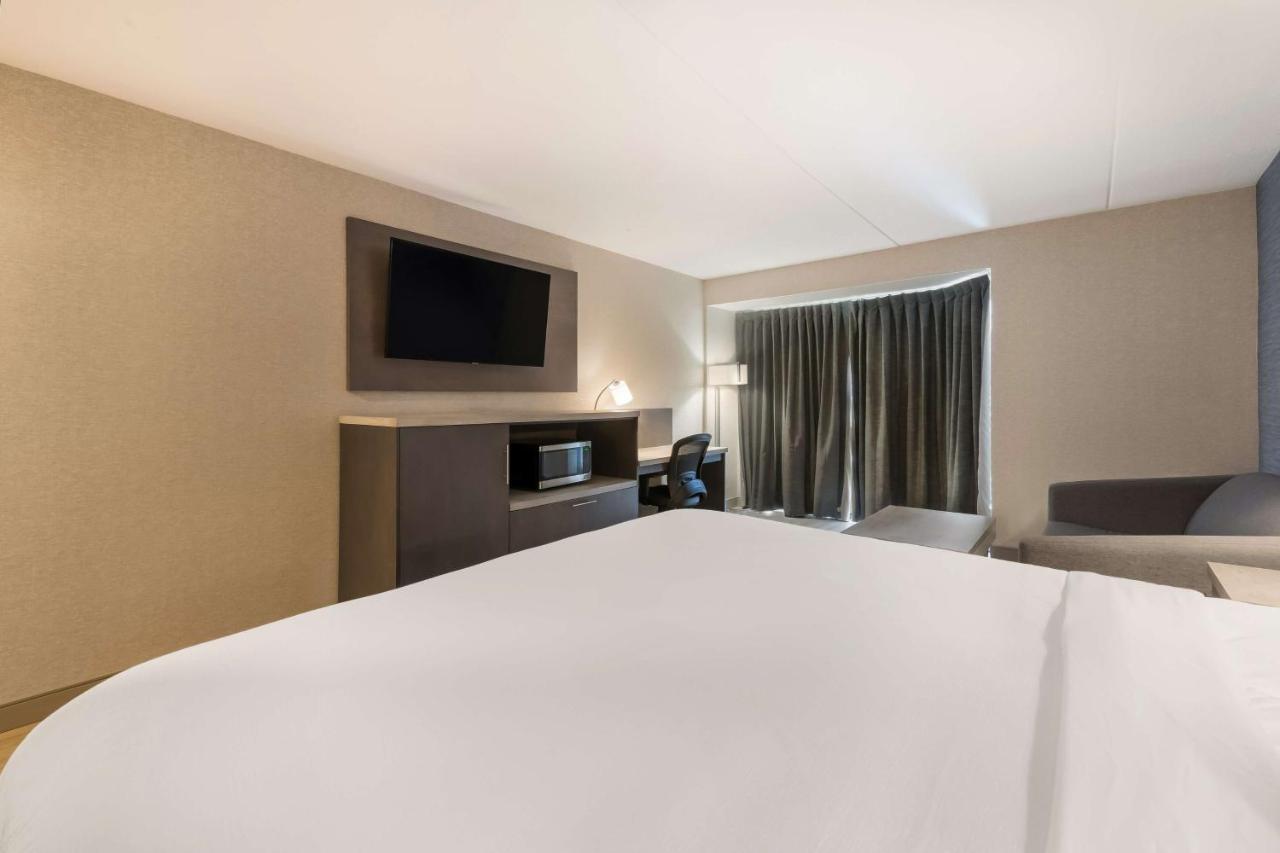 Best Western Belleville Bagian luar foto