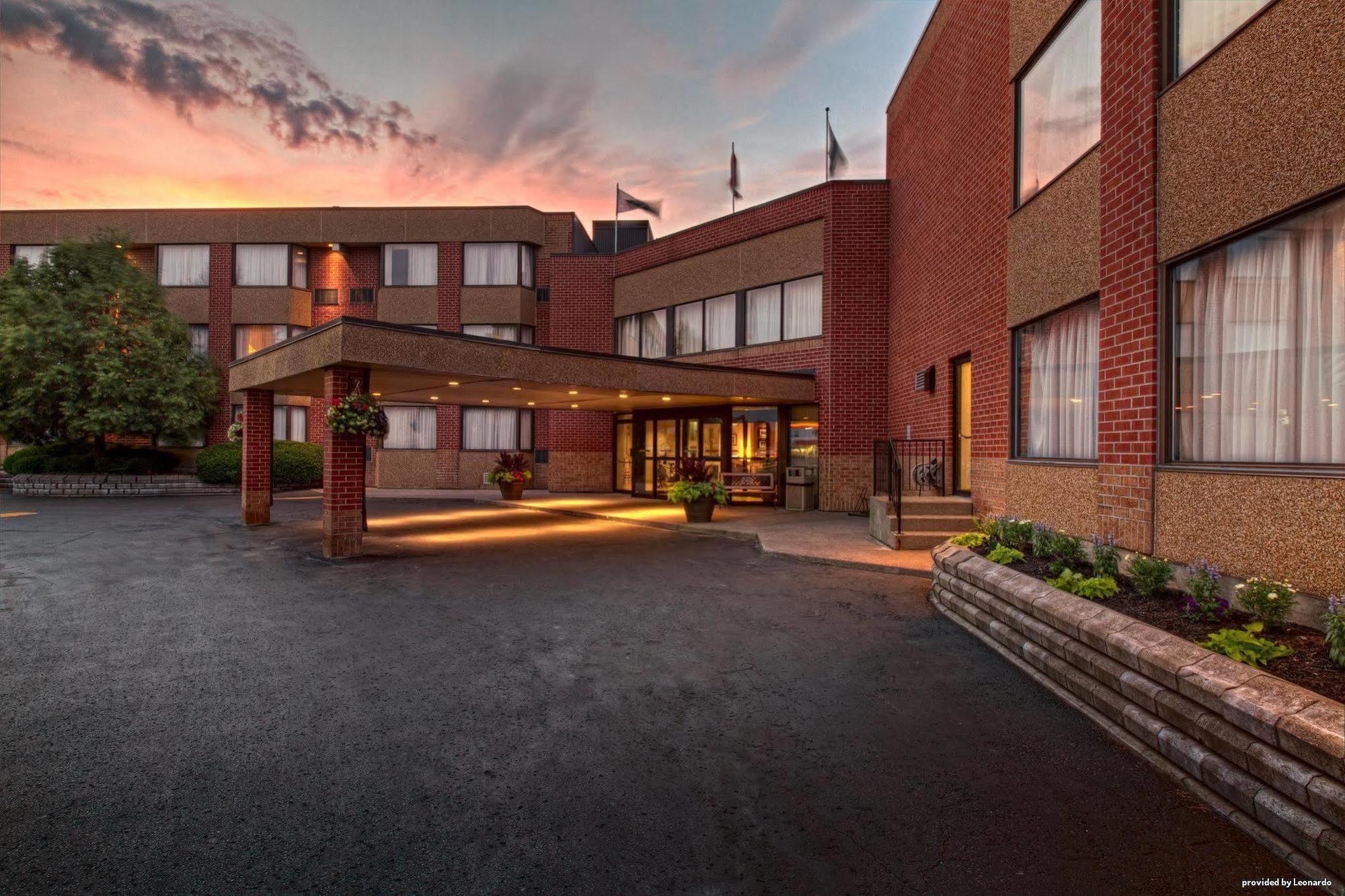 Best Western Belleville Bagian luar foto
